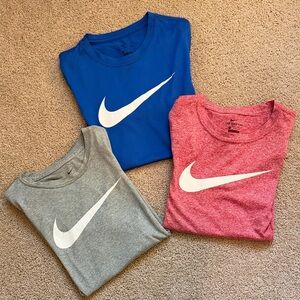 Lot Of Boys Nike Kids' Short Sleeve Tees - Blue, Gray, and Red Size Medium